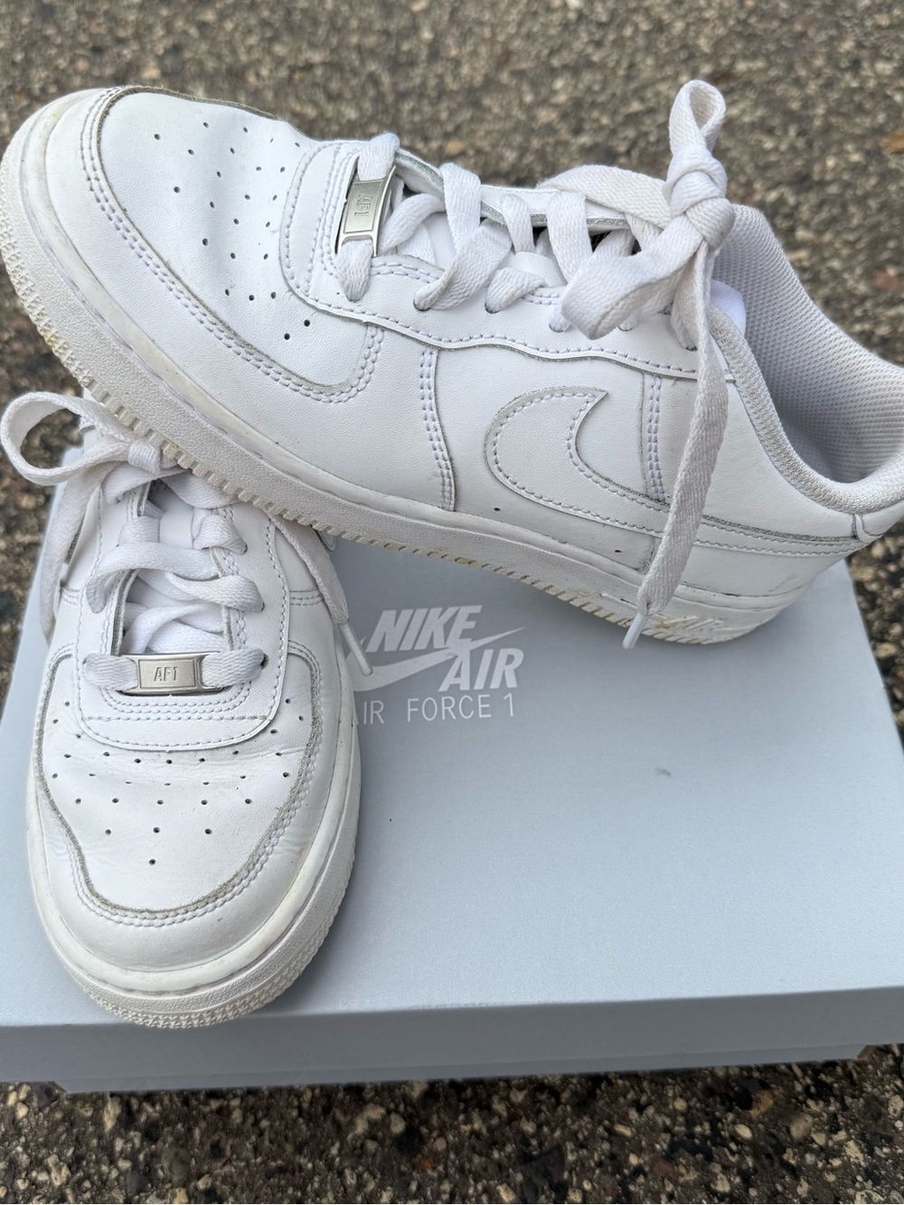 Nike Kids White Low-Top Sneakers - Air Force 1 Style